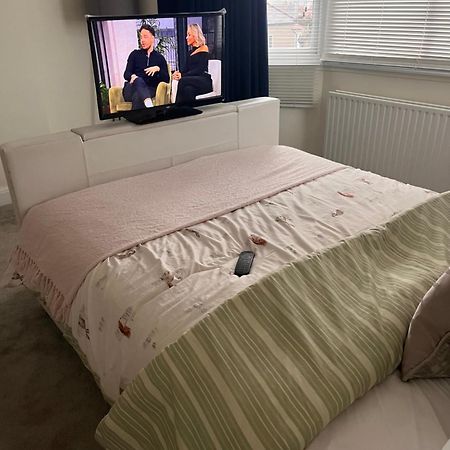 Home From Home Cosy B&B ロンドン エクステリア 写真